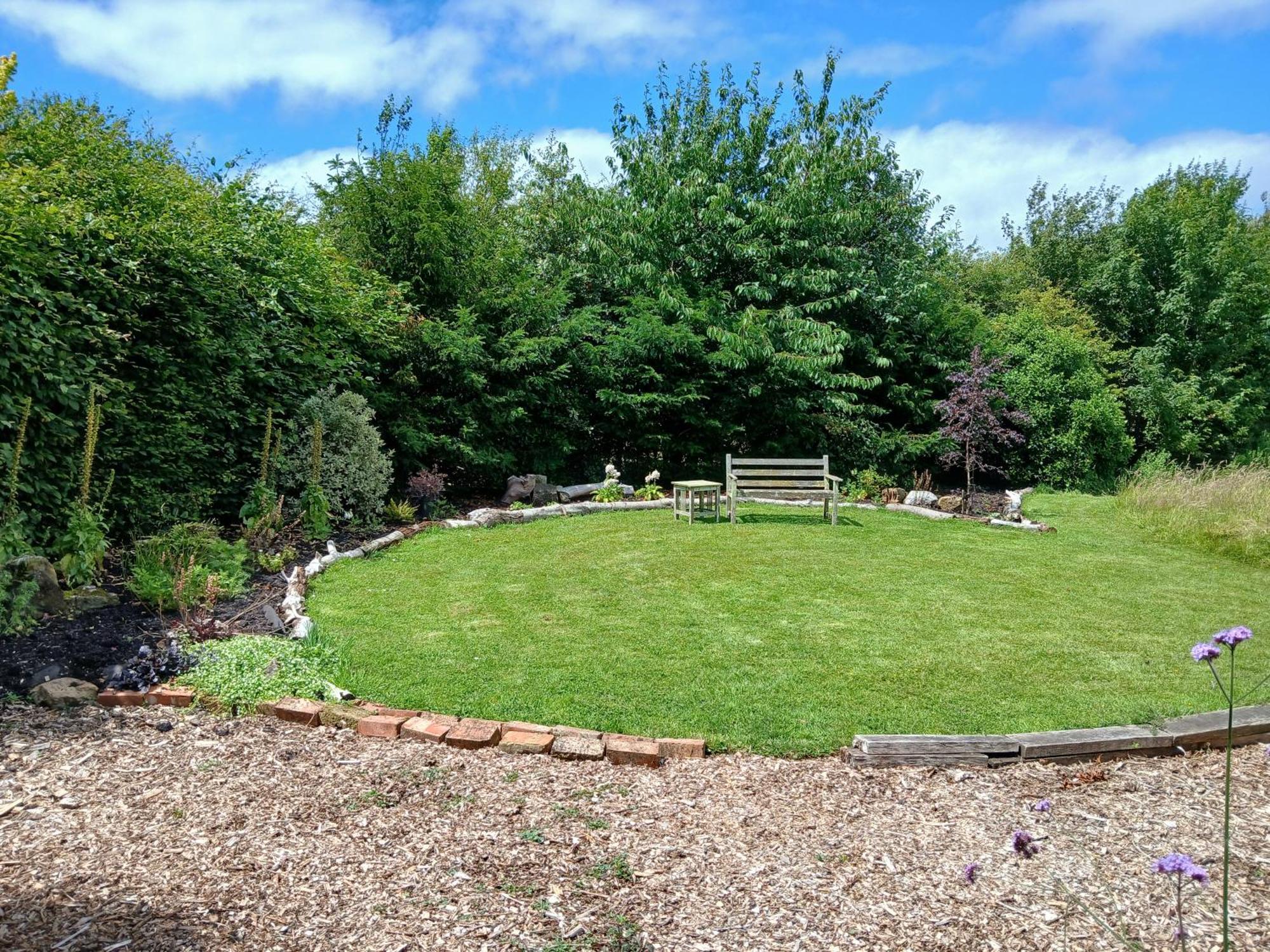 צ'יצ'סטר Three Oaks Nursery מראה חיצוני תמונה